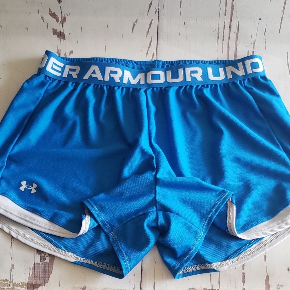 Under Armour blue nwt woman shorts M